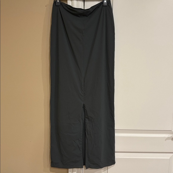 Skims Swim Long Tube Skirt Cover Up. Size XL. NWOT. - Picture 6 of 9